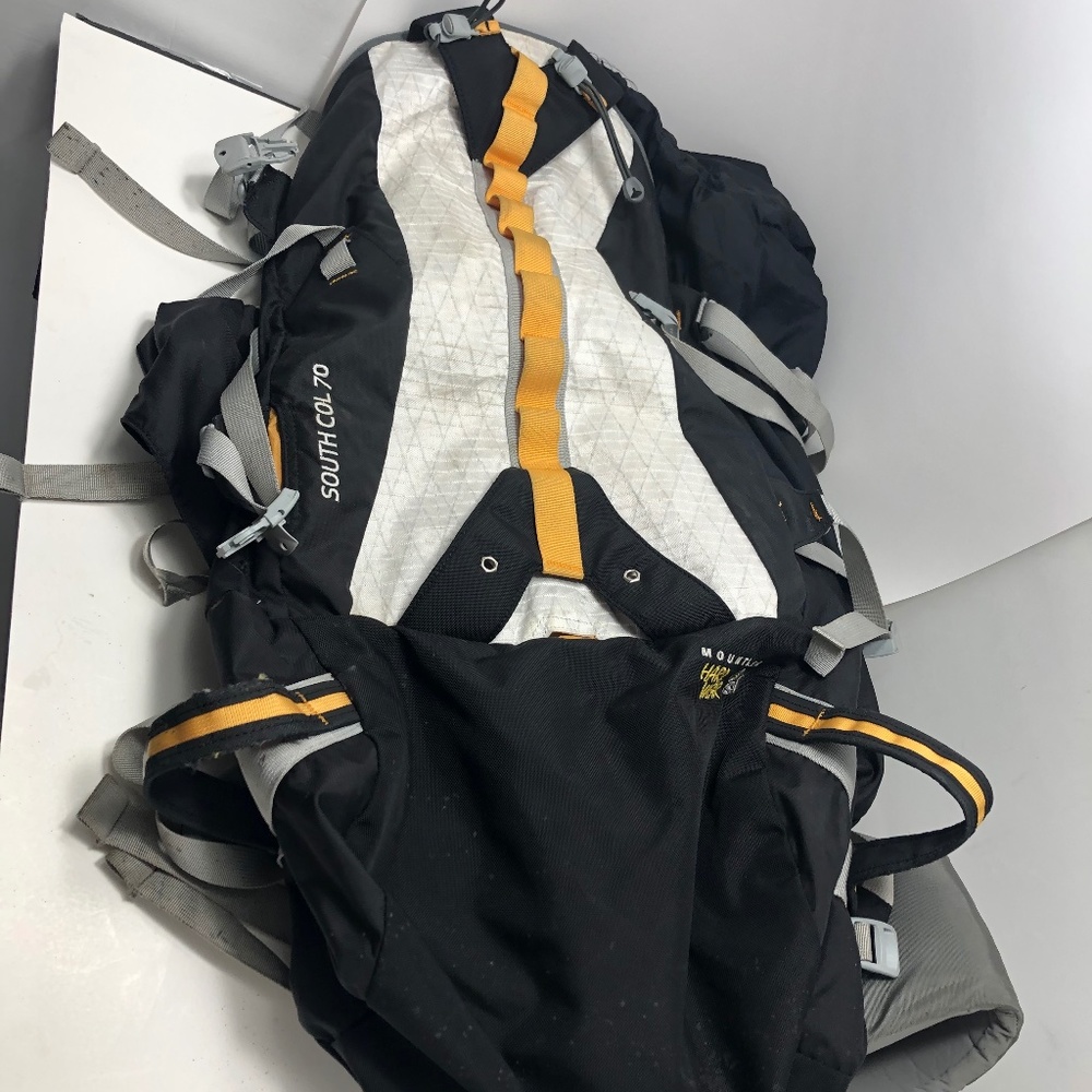 MOUNTAIN HARDWEAR SOUTH COL 70L HIKING BACKPACK ( USED )